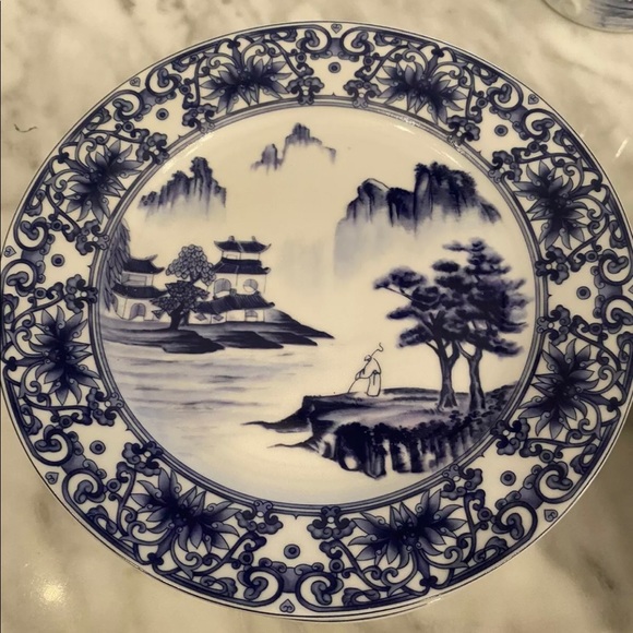 Chinoiserie Blue & White Pagoda Dinnerware Canton Blue 34 pieces - Picture 5 of 5